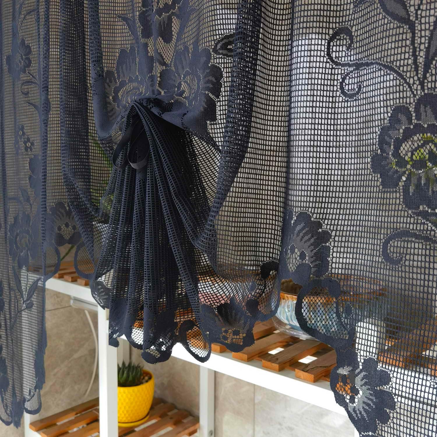 ZZC Cortina de encaje floral semitransparente, cortina con estampado de cascada para decoración de cocina, media ventana y baño (1 panel negro 1