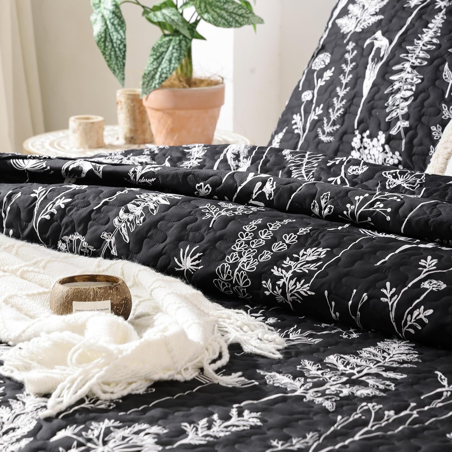 JANZAA Colchas negras tamaño Queen botánico de 3 piezas con patrón floral de microfibra ligera reversible 1 edredón tamaño Queen y 2 fundas de