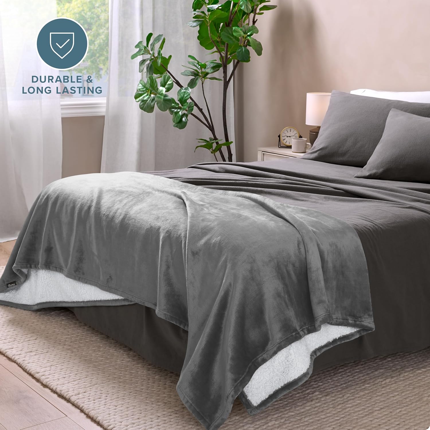 Bare Home Manta sherpa