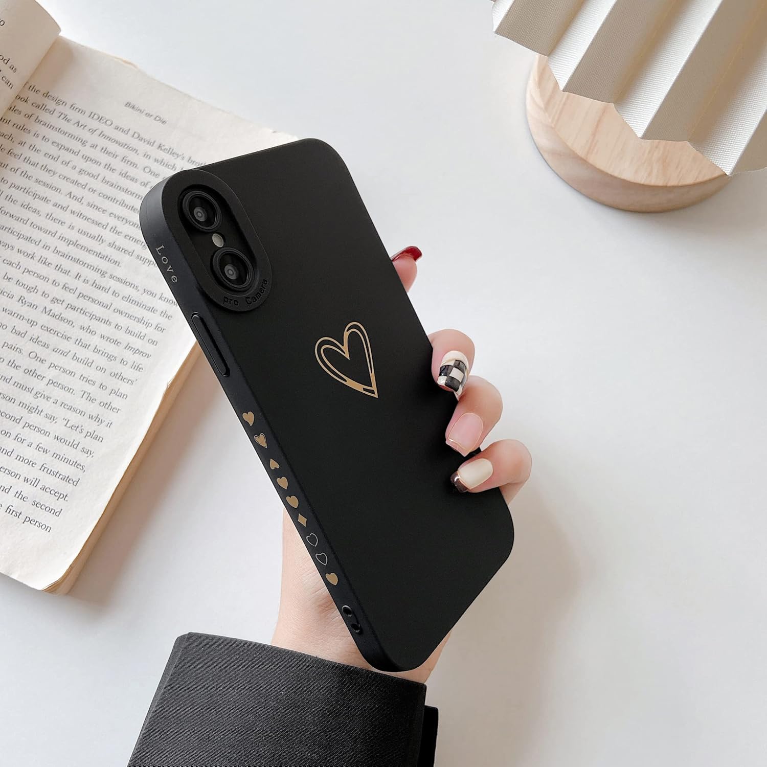 Qokey Funda para iPhone Xs Max (2018 6.5 pulgadas), lindo corazón de amor chapado en la parte trasera lateral con lente completa, protección suave a