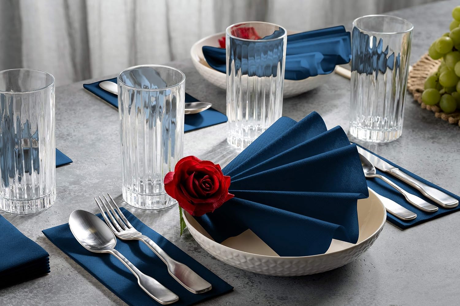 100 servilletas de papel de color azul oscuro, suaves y absorbentes. Para cocina, fiesta, boda, baño o cualquier ocasión (paquete de 100)