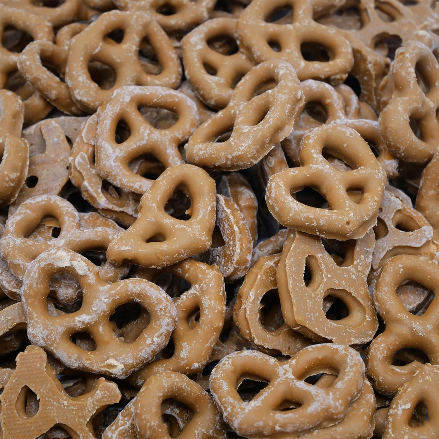 Hayden Valley Foods Pretzels cubiertos de caramelo salado, bolsas de 5 onzas (paquete de 3), sin sabores, conservantes ni colores artificiales,