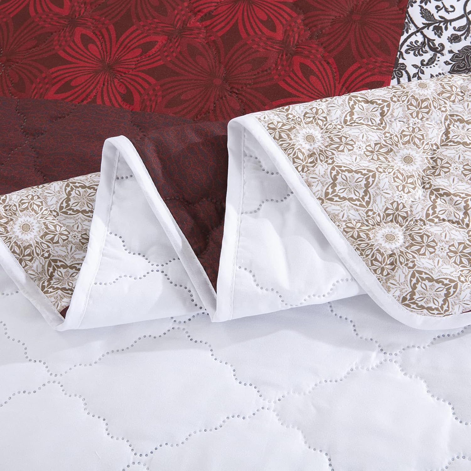 HOMBYS Colcha extragrande de tamaño King de 128 x 120 pulgadas, juego de edredón de 3 piezas, ligero y suave, colcha floral de retazos con fundas
