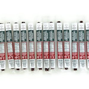 Albers Beef, Snack Stick de 1 oz. Paquete de 20 unidades de sabor original. Bajo en azúcar, proteína 5G. El sabor de la tradición de Nebraska. Albers Beef, Snack Stick de 1 oz. Paquete de 20 unidades de sabor original. Bajo en azúcar, proteína 5G. El sabor de la tradición de Nebraska.