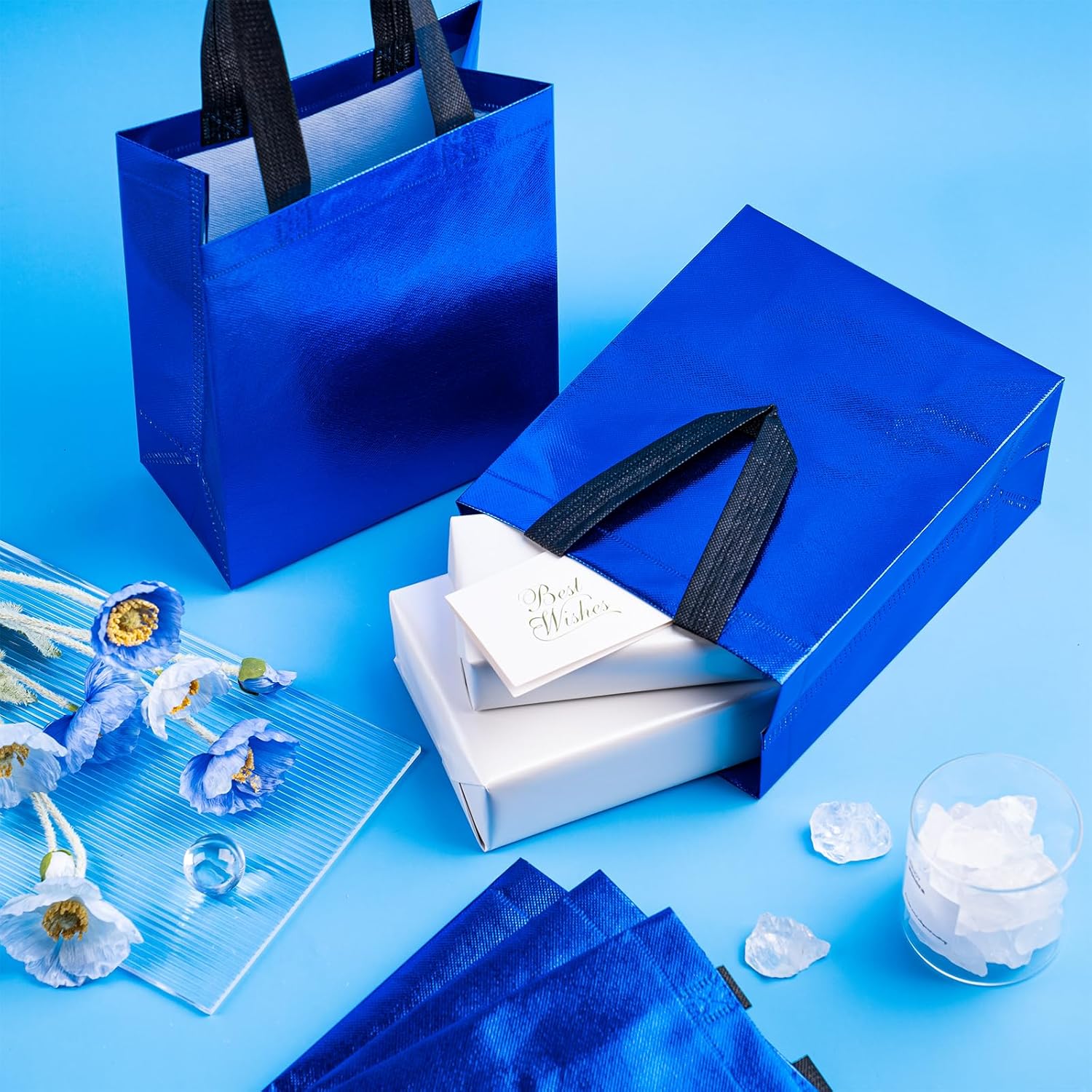 WRAPAHOLIC Bolsa de regalo azul reutilizable con asas, paquete de 12 unidades, tamaño mediano de 8 x 4 x 10 pulgadas, perfecta para bolsas de regalo