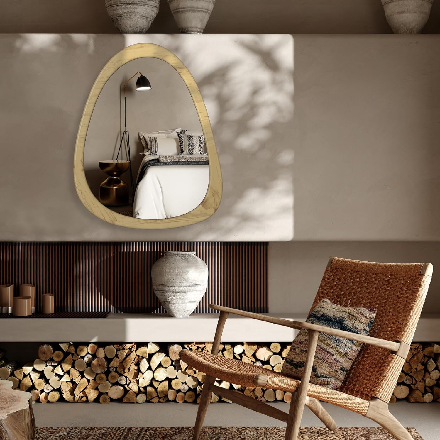 COOL2DAY Espejo irregular, espejo asimétrico de madera con marco de pared, espejo decorativo asimétrico abstracto, espejo de forma extraña para sala