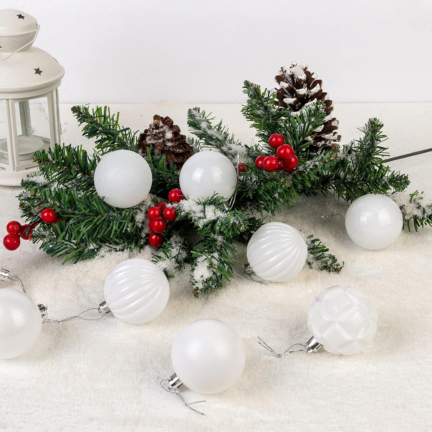 ZHMTang – Bolas de Navidad de 41 quilates 2.36 pulgadas (60 mm, blanco)