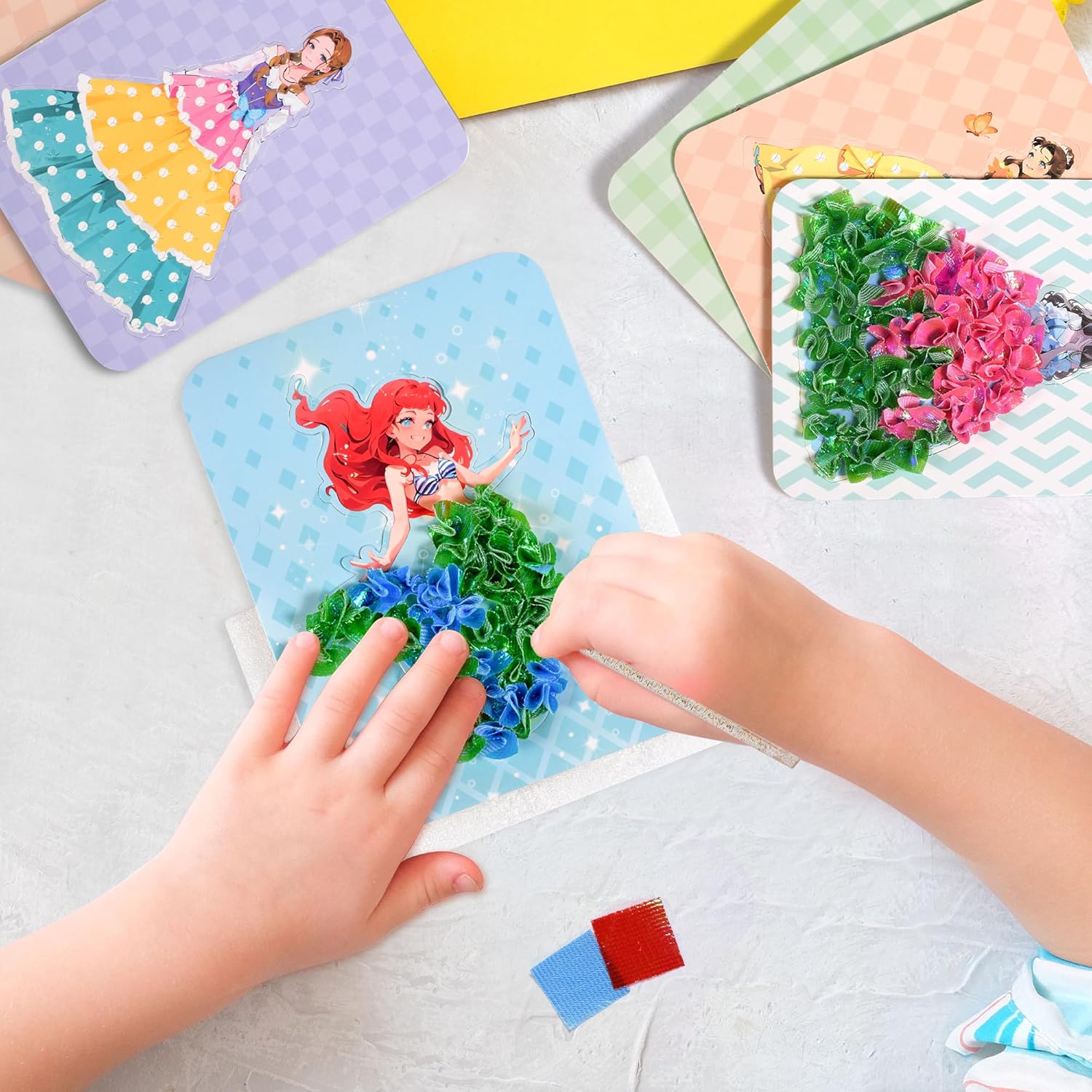 Manualidades para niñas de 8 a 12 años  Pintura de rompecabezas con 12 calcomanías de tablero de princesa, arte de pinchar en tela, regalos de