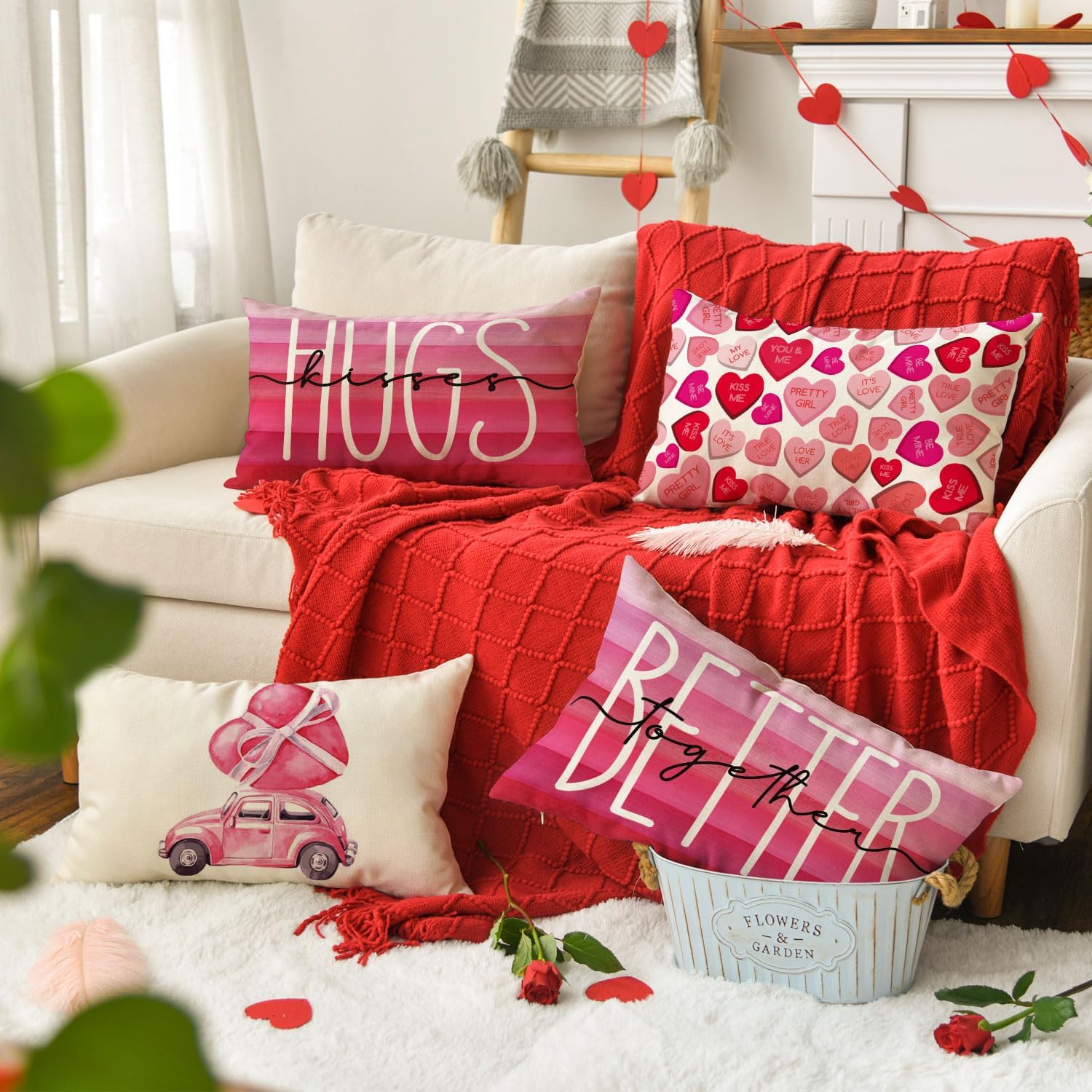 AVOIN colorlife Juego de 4 fundas de almohada para el día de San Valentín, 12 x 20 pulgadas, diseño de corazones de camión y boda, decoración para