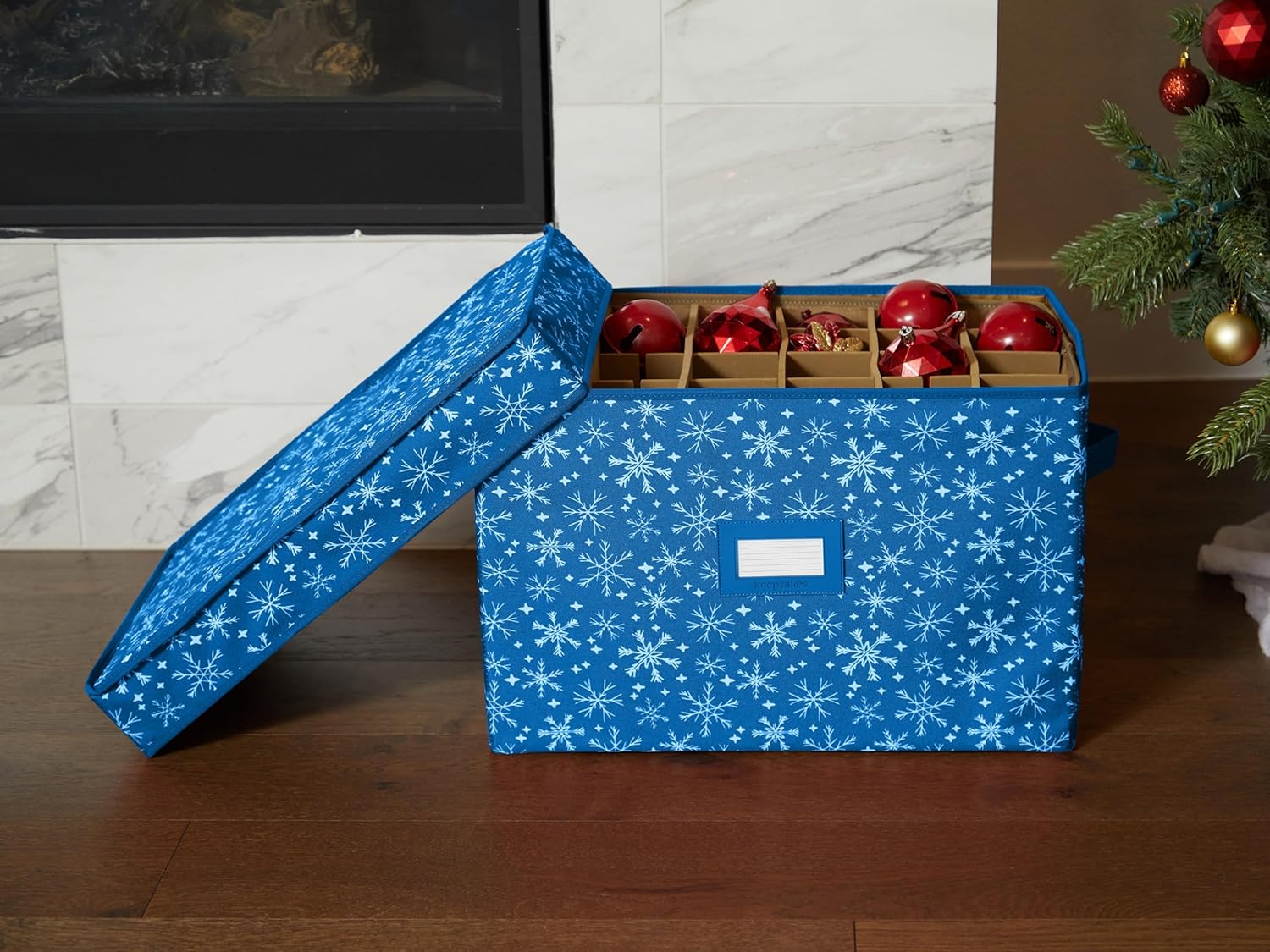 Covermates Keepsakes  Caja de almacenamiento ajustable de 72 piezas  Capacidad para adornos de 4 pulgadas  Resistente  Asas  apilables