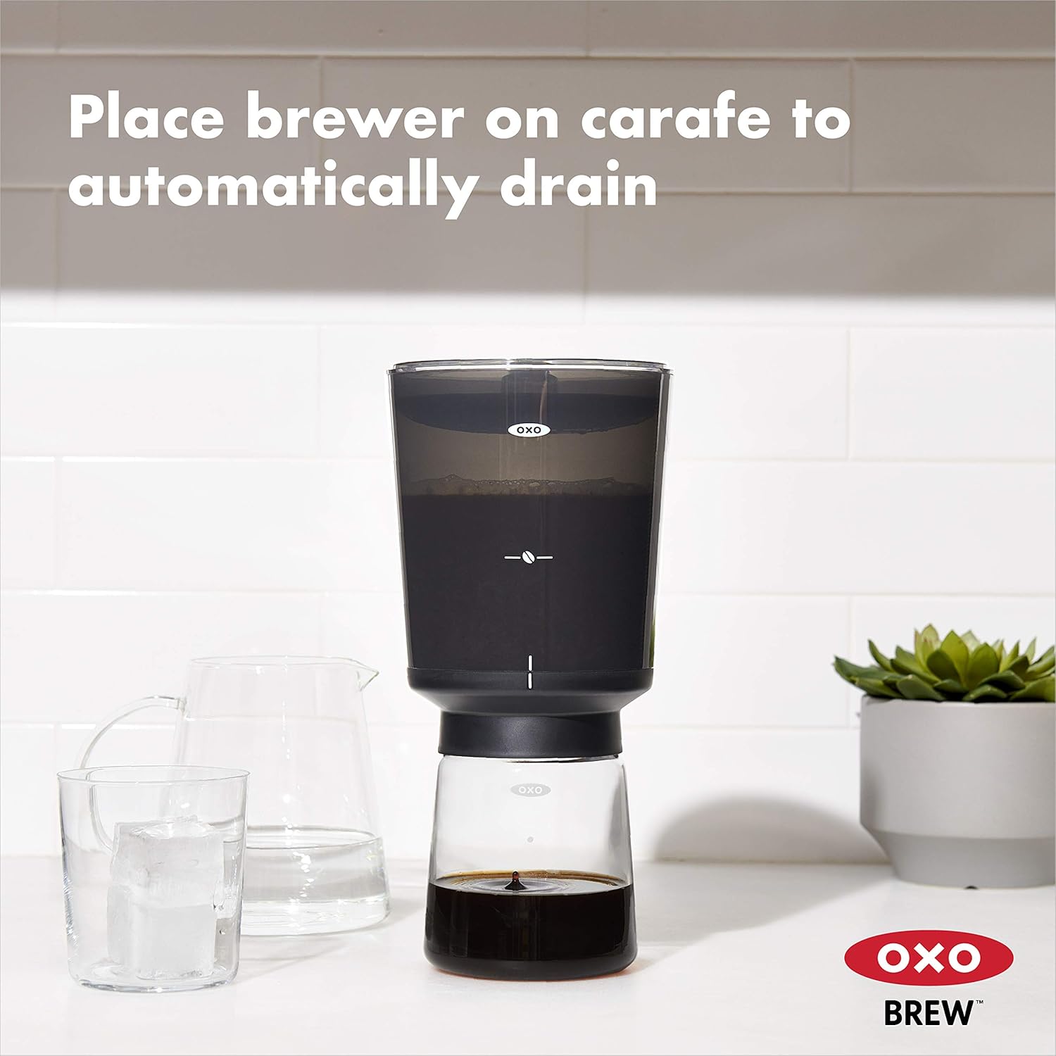 OXO Brew – Cafetera compacta de café frío y cafetera de una sola porción, 12 onzas, color blanco