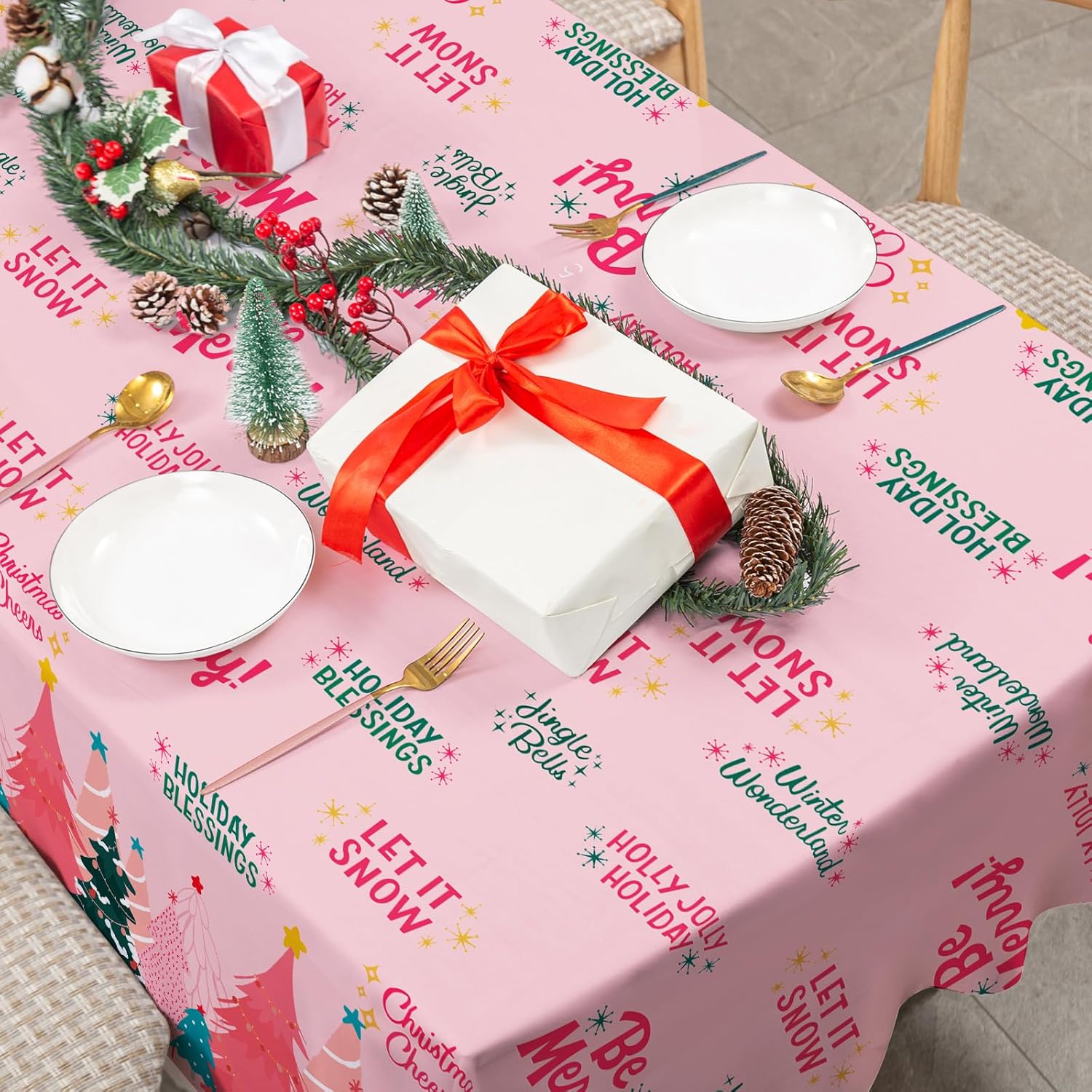 AnyDesign – Mantel rectangular de Navidad rosa con árboles de Navidad, mantel lavable para vacaciones de invierno, picnic, comedor, 60 x 104 pulgadas