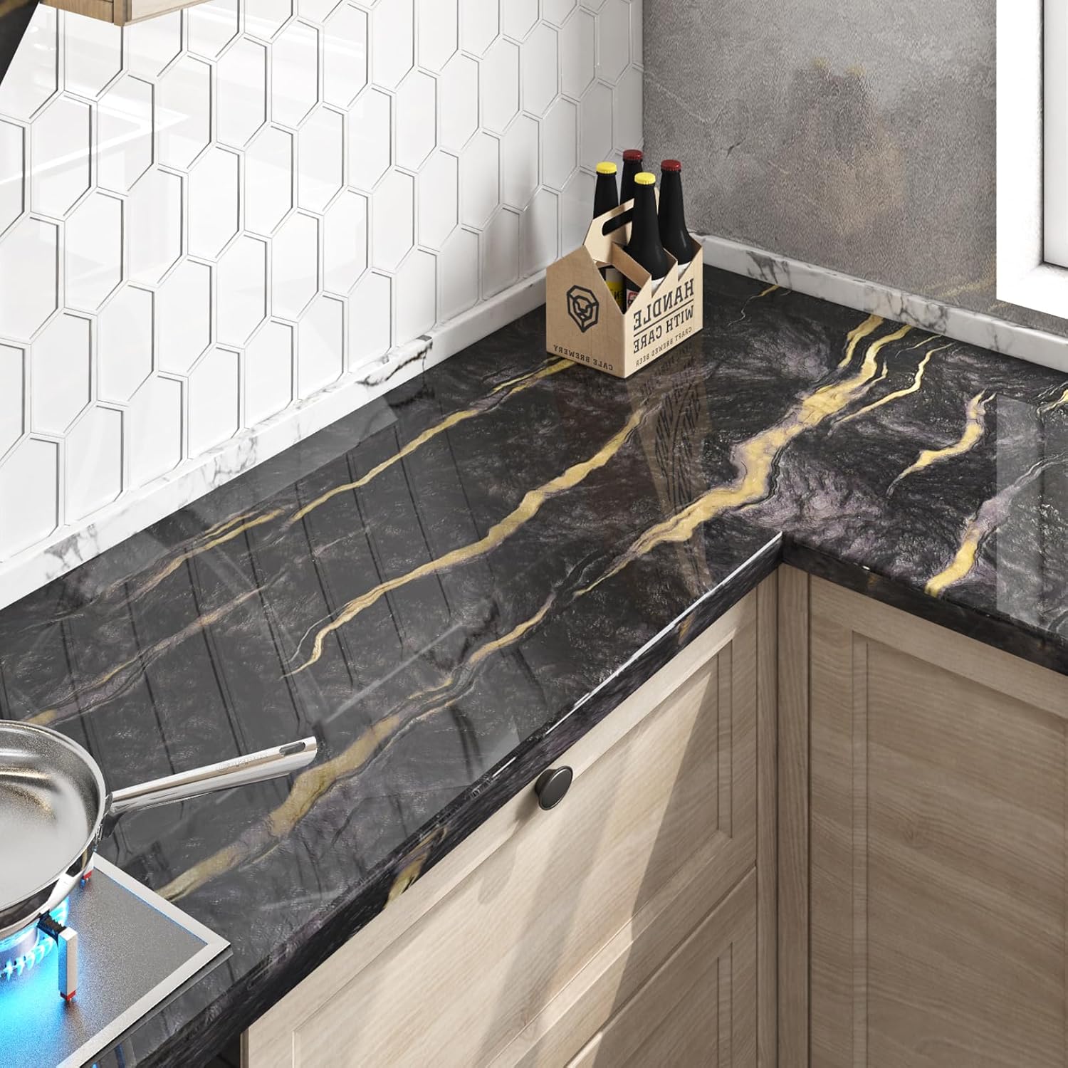 FunStick Papel adhesivo de mármol líquido negro para encimeras, papel tapiz impermeable de mármol negro y dorado, papel de encimera para cocina,