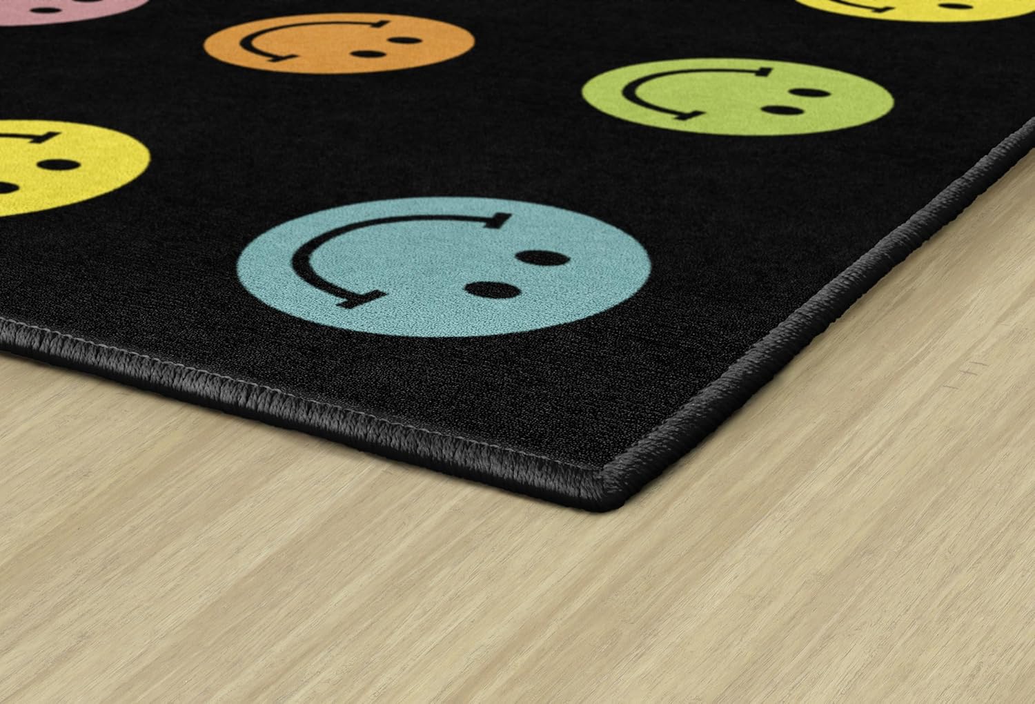 Flagship Carpets Schoolgirl Style Rainbow Smileys in Black – Alfombra educativa de puré de manzana cruzada para habitación de los niños, aula