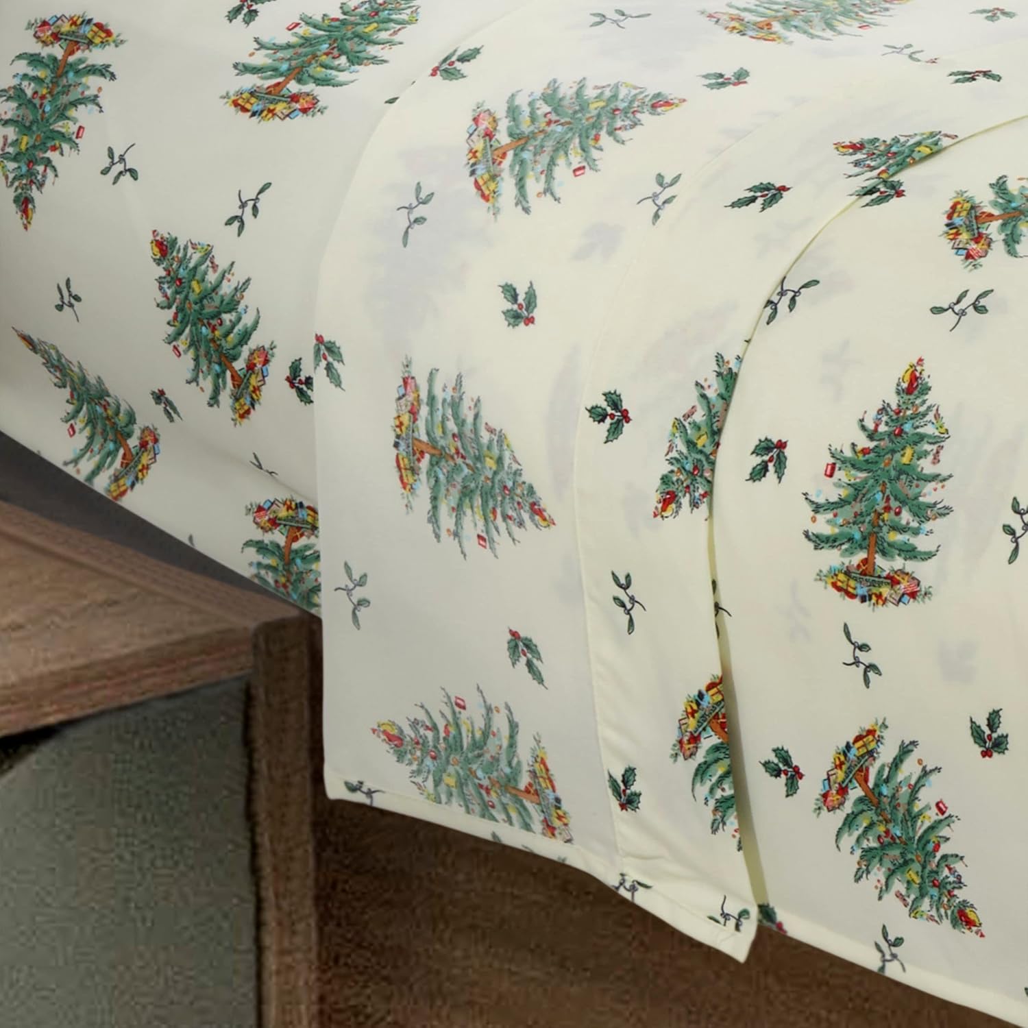 Avanti Linens Spode – Sábanas Queen, acogedor juego de 4 piezas con fundas de almohada a juego, decoración de habitación de vacaciones (árbol de