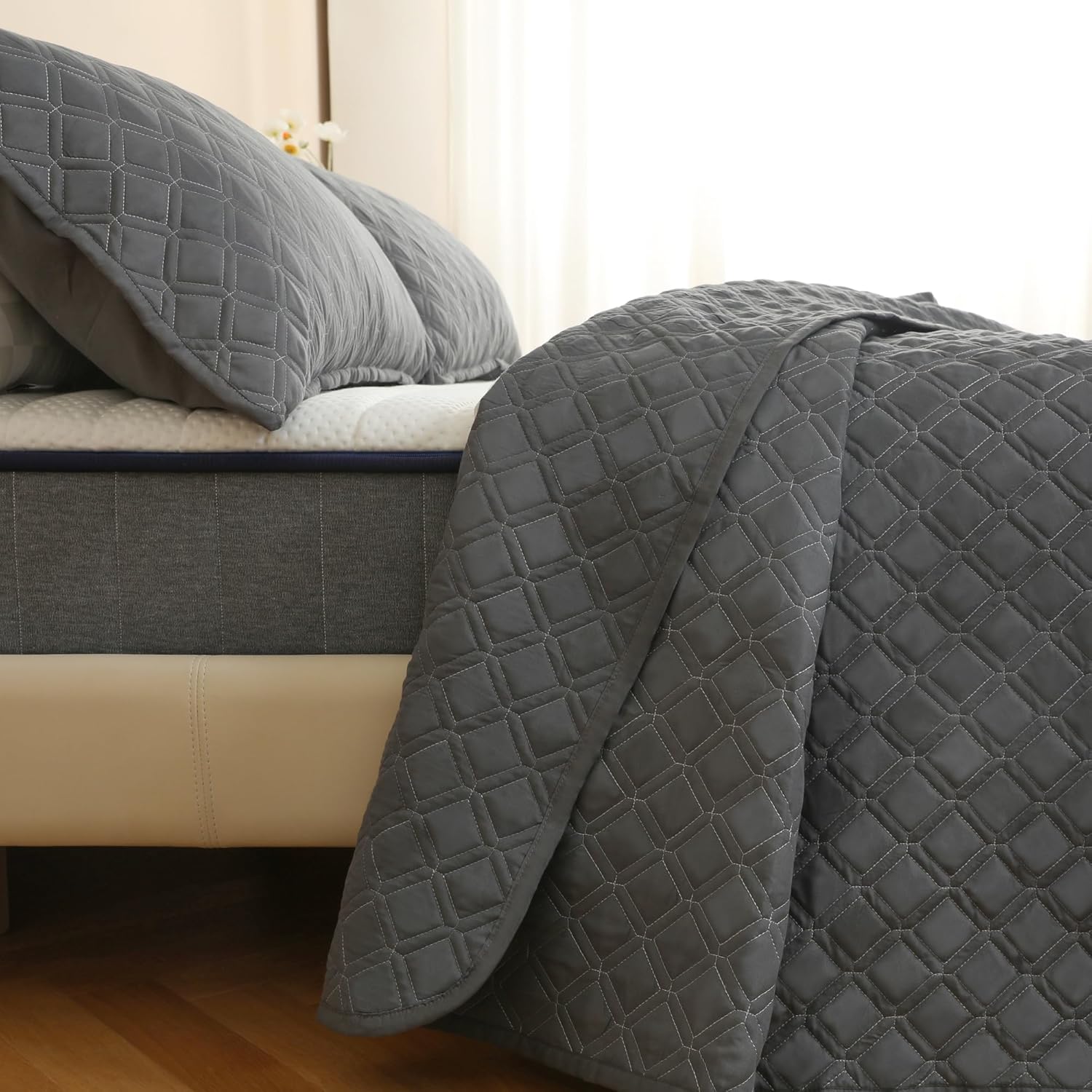 Juego de edredón tamaño King, ropa de cama gris de 3 piezas, lavable a máquina, súper suave, estilo moderno, con 2 fundas de almohada (92 x 106