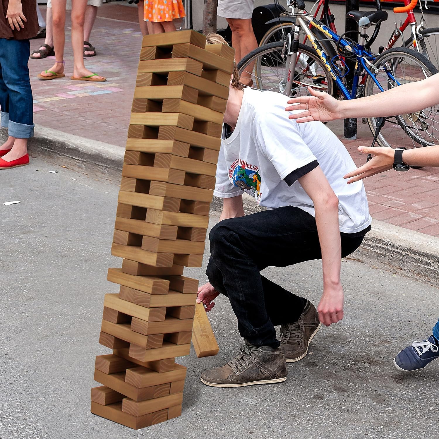 Juegoal Torre gigante de 54 piezas marrón para adultos y niños, juego de apilamiento de bloques de madera con tablero de juego y bolsa de lona,