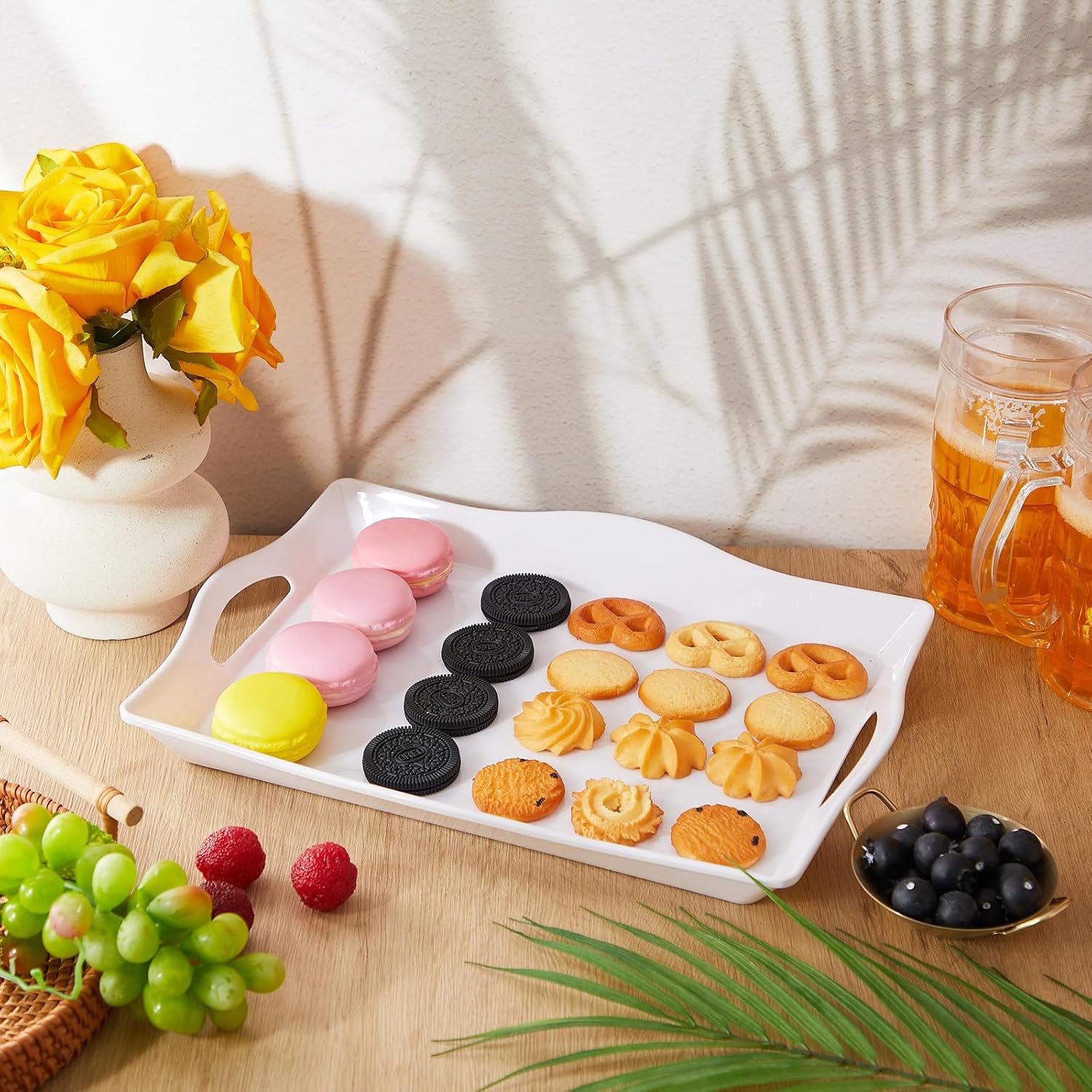 Uiifan 8 bandejas de plástico para servir alimentos para fiestas, bandejas de plástico con asas de 15 x 10 pulgadas, bandejas rectangulares de