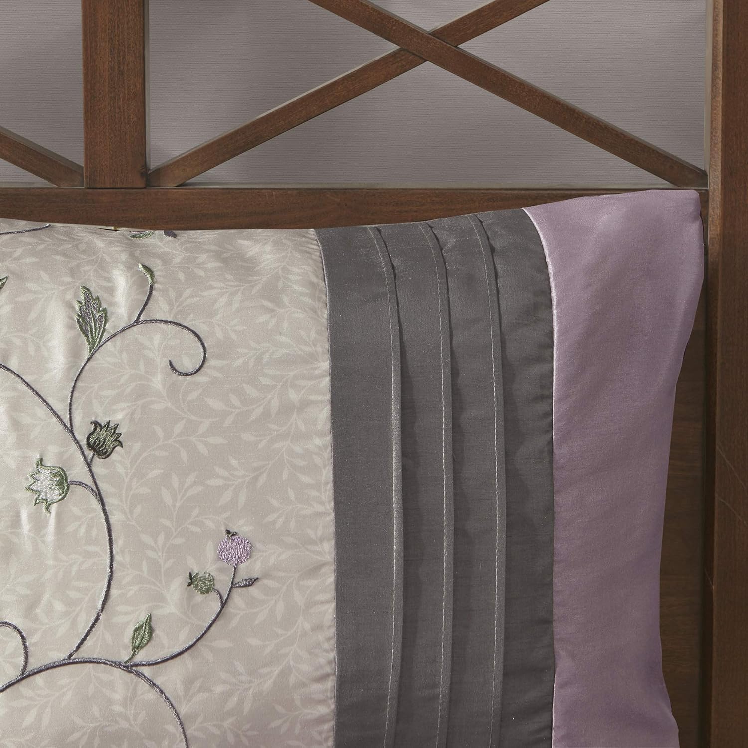 Juego Madison Park All Season, falda de cama a juego, almohadas decorativas
