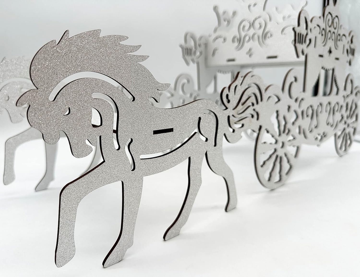 Caballo y carruaje de madera 3D para cumpleaños, carruaje de princesa, centro de mesa, cenicienta, entrenador, regalos de boda, accesorios de boda,
