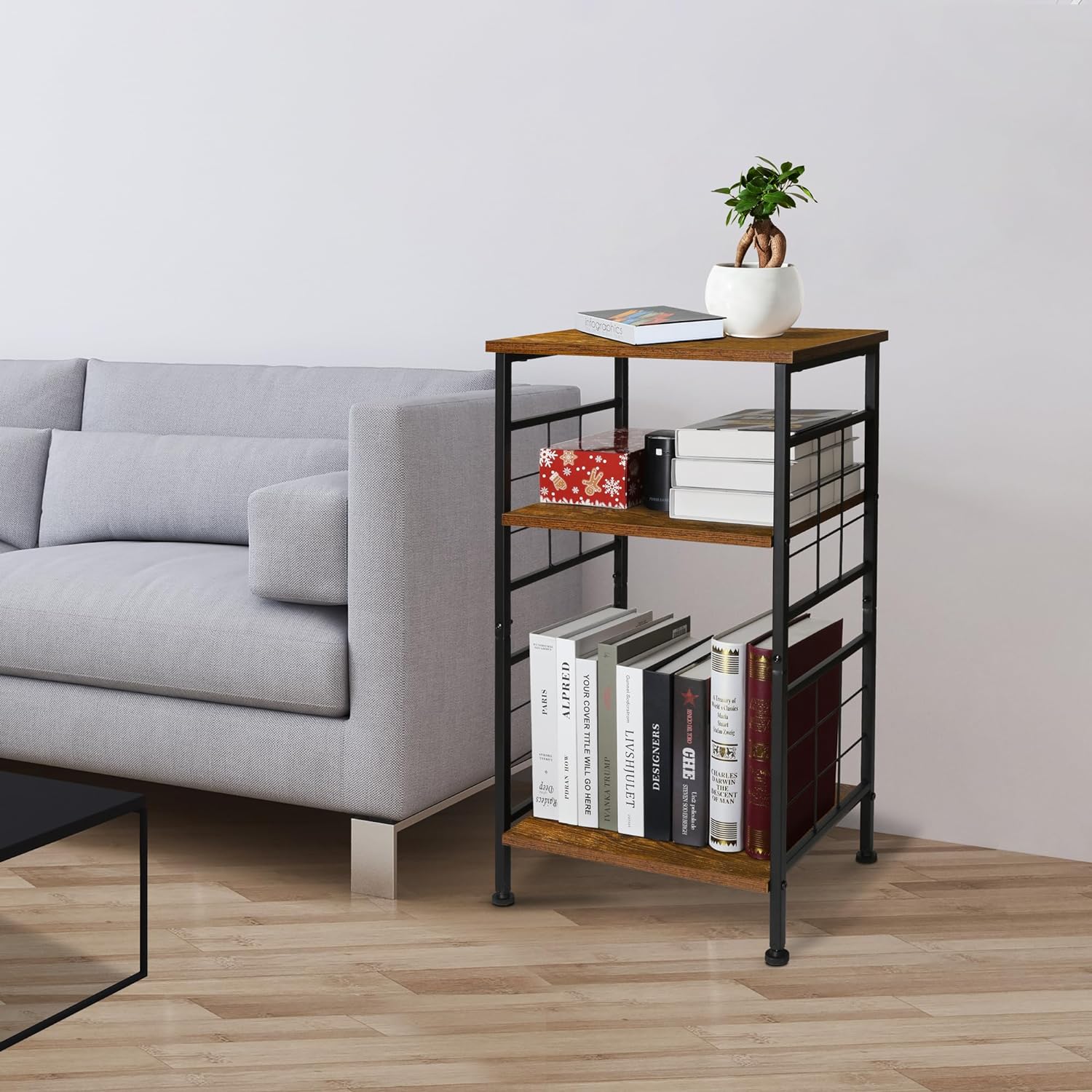 GIOTORENT Mesa auxiliar alta de 3 niveles, mesita de noche estrecha con marco resistente de # diseño, mesa auxiliar de cama pequeña para espacio