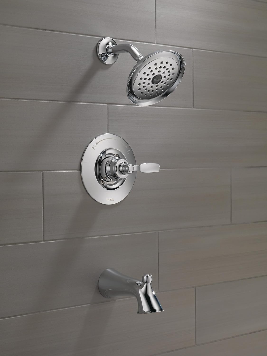 Delta Faucet Woodhurst Serie 14 – Grifo de ducha cromado de un solo mango, kit de molduras de ducha con cabezal de ducha cromado de un solo