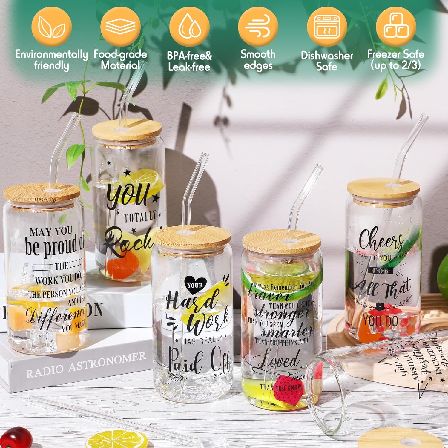 Suttmin Regalos de agradecimiento – Vasos de vidrio de 16 onzas con tapas de bambú, popotes, vasos de café helado, vasos con forma de lata de
