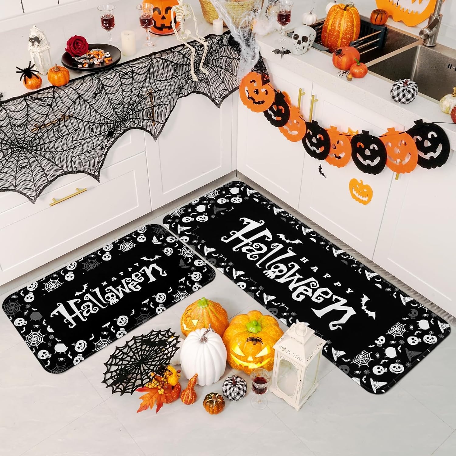 Yinhua Tapetes de cocina de Halloween para el piso, tapetes de cocina negros lavables, tapetes de cocina de gatos negros, juego de 2 alfombras y