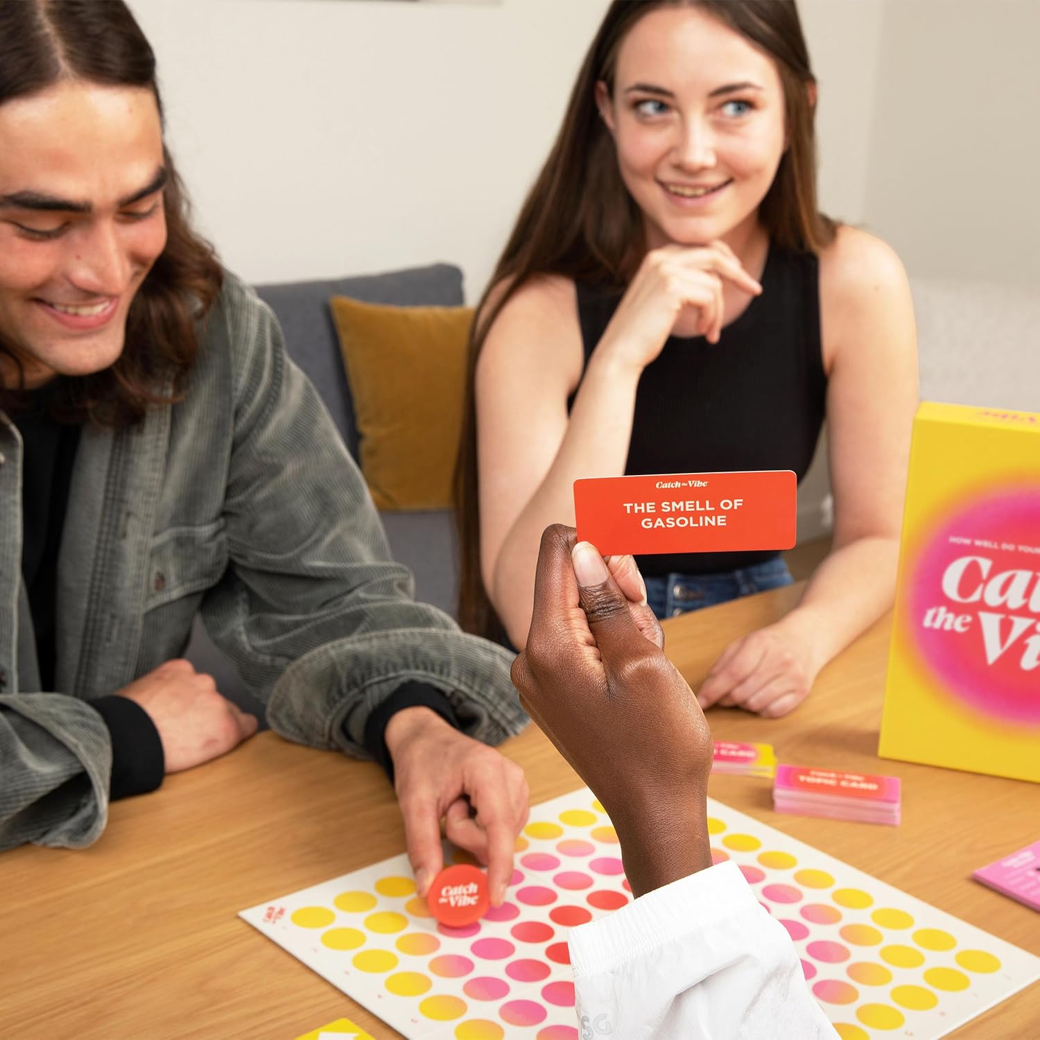 Catch The Vibe El juego de fiesta para adultos que prueba qué tan bien conoces a tus amigos, para adolescentes