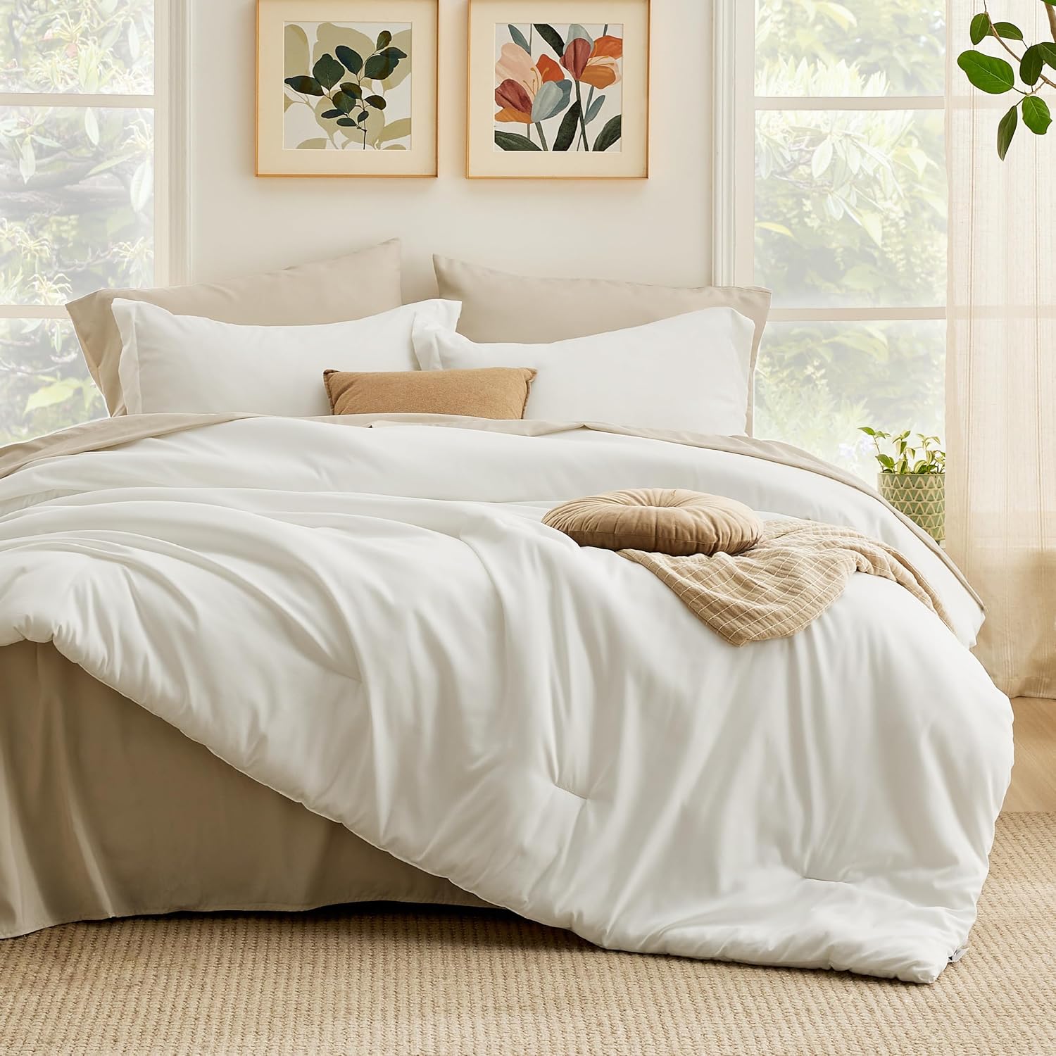 Bedsure Juego de edredón blanco tamaño King, 7 piezas, ligero, bohemio, cama en una bolsa con edredón, sábanas, fundas de almohada y fundas de