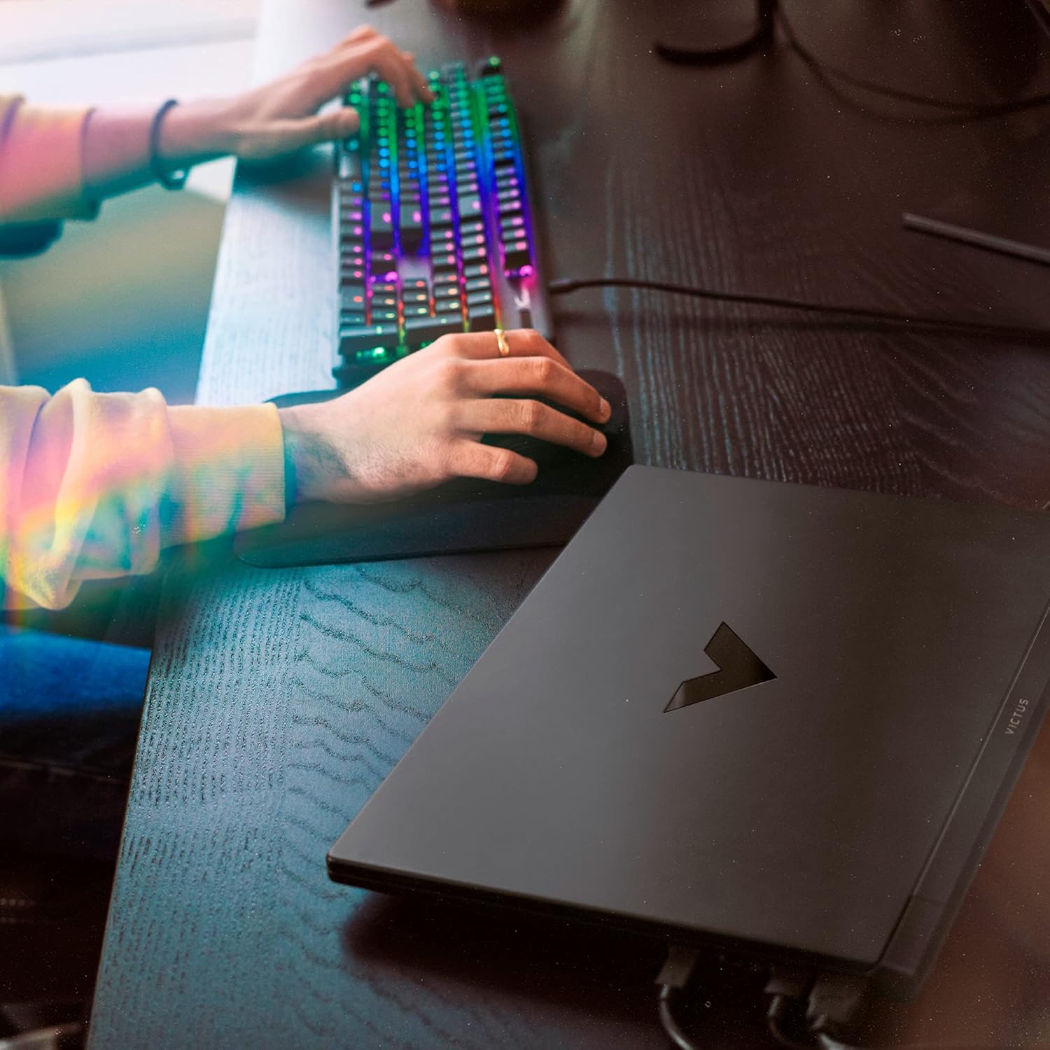 Portátil Victus 15, pantalla FHD IPS de 144 Hz, tiempo de respuesta de 9 ms, Intel Core i7-13700H, 16 GB RAM, SSD de 512 GB, GPU NVIDIA GeForce RTX