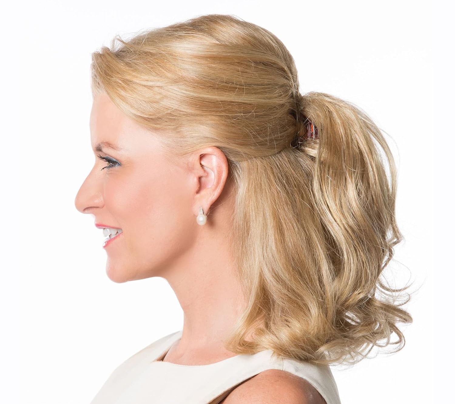 Toni Brattin Playful Puf Hairpiece  Rubio platino 10.5 pulgadas de largo, ondulado rizado con clip hecho de fibra sintética resistente al calor para