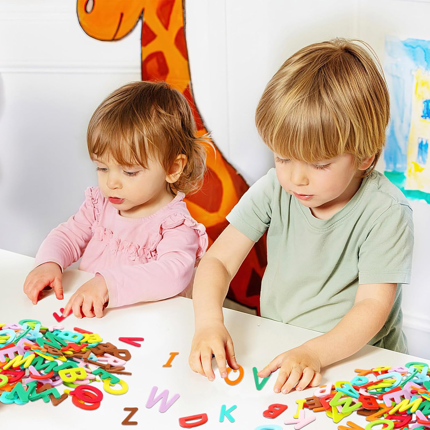 SEPGLITTER Calcomanías de espuma con letras del alfabeto, 600 unidades, coloridas letras del alfabeto A-Z, calcomanías de espuma para niños,