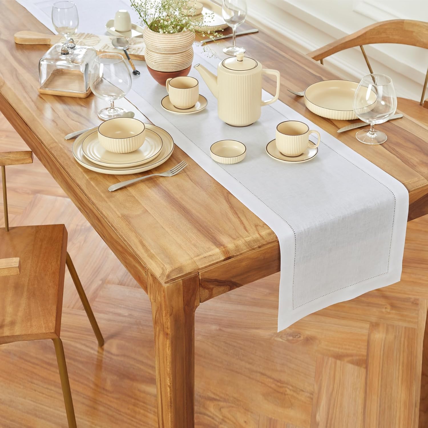 Solino Home Camino de mesa de lino blanco de 36 pulgadas  100% lino puro de 14 x 36 pulgadas – Camino de mesa de peso medio con vainica  Camino de