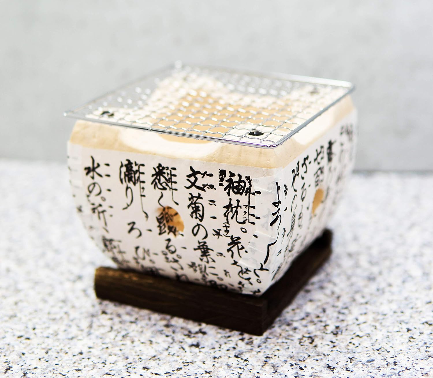 Ebros Gift Cocina japonesa de mesa Shichirin Konro Parrilla de carbón movible compacta barbacoa Estufa de cocina con parrilla de malla de alambre de
