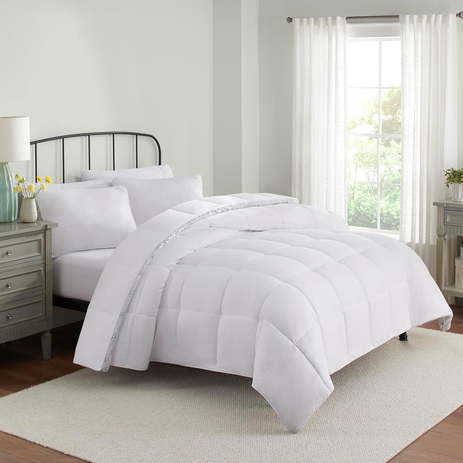 Laura Ashley 32182 Sageston – Edredón con refuerzo, tamaño King, California King, con tecnología de enfriamiento alternativa, lavable a máquina,