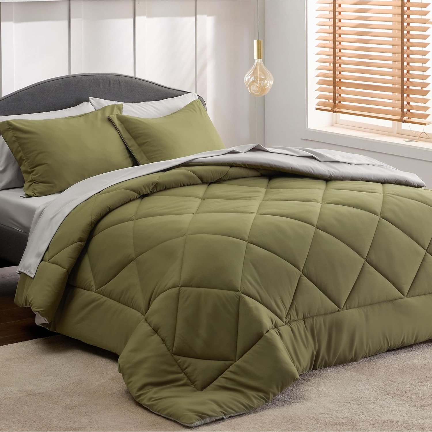 Bedsure Juego de edredón, de tamaño individual, reversible, de 5 piezas, en una bolsa, con edredón, sábanas, fundas de almohada y fundas, verde oliva