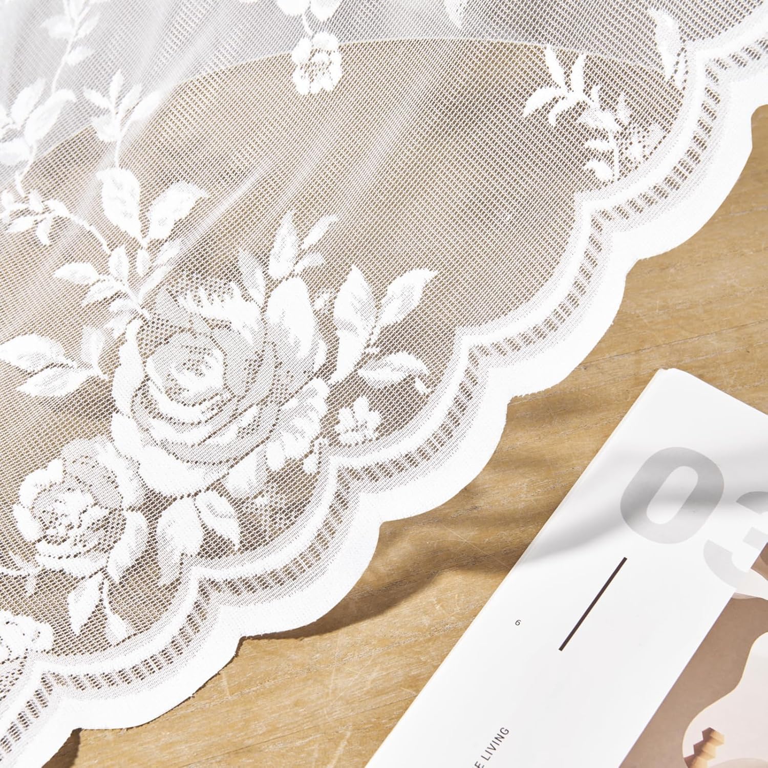 SEEKRIGHT 2 paneles de cortinas traslúcidas de encaje de 72 pulgadas de largo, cortinas florales blancas para sala de estar, dormitorio, bolsillo