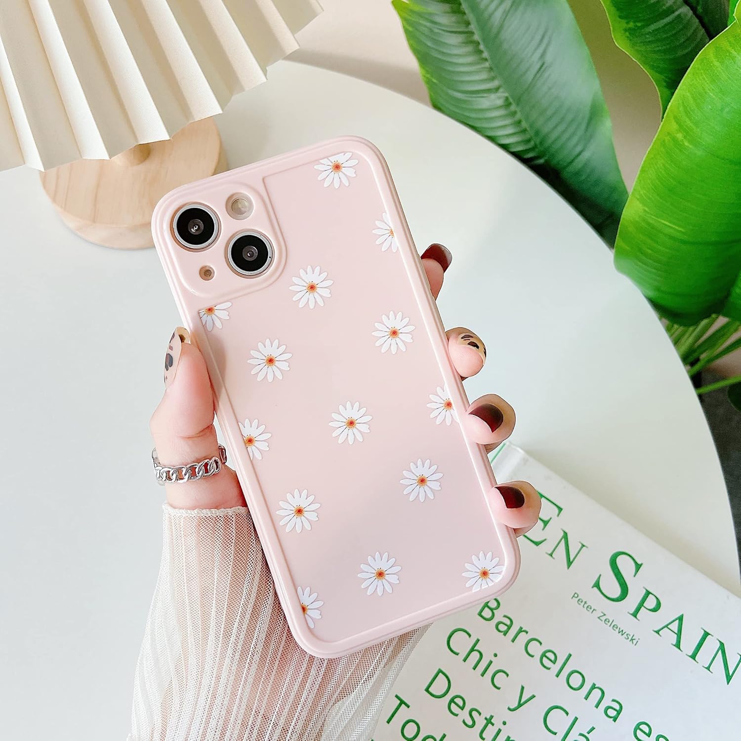 ZTOFERA Funda trasera de TPU para iPhone 13, funda de silicona suave y brillante con patrón de margaritas, linda funda protectora delgada y ligera