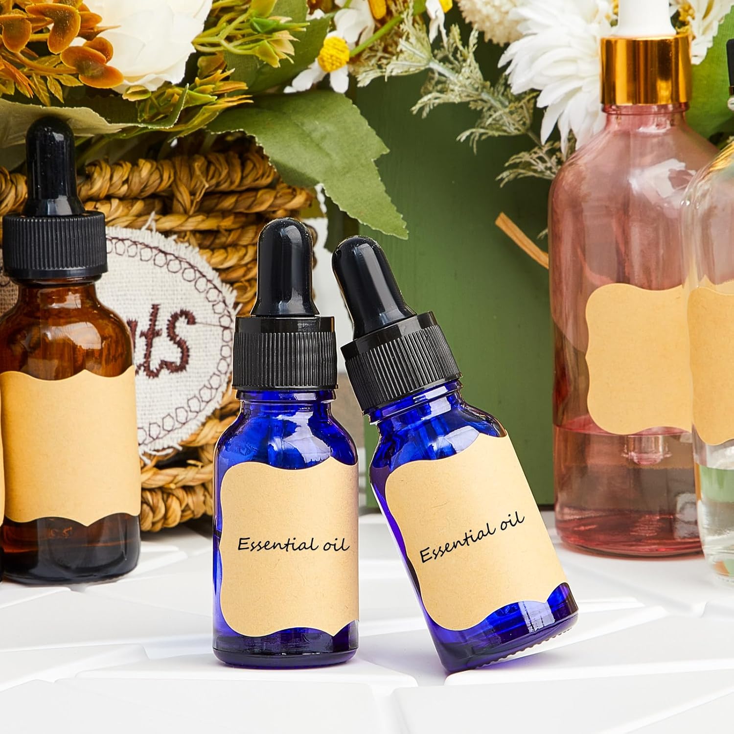 Lallisa Paquete de 100 botellas con cuentagotas de aceite esencial con dispensador de cuentagotas de ojos con 5 embudos, 5 pipetas de 0.1 fl oz, 100