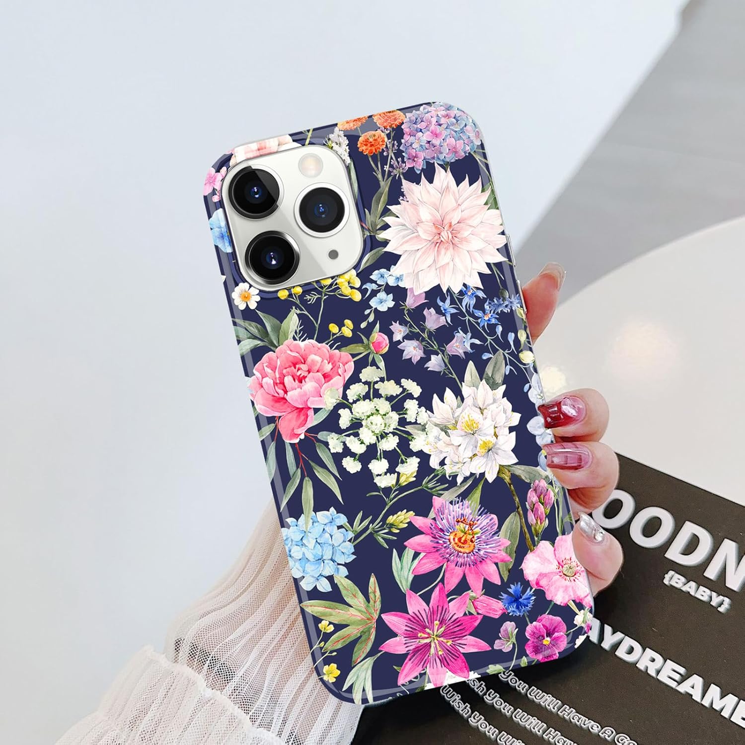 J.west Funda para iPhone 15 Pro Max de 6.7 pulgadas, a prueba de golpes, TPU para jardín, floral, para mujeres y niñas, diseño de flores secretas,