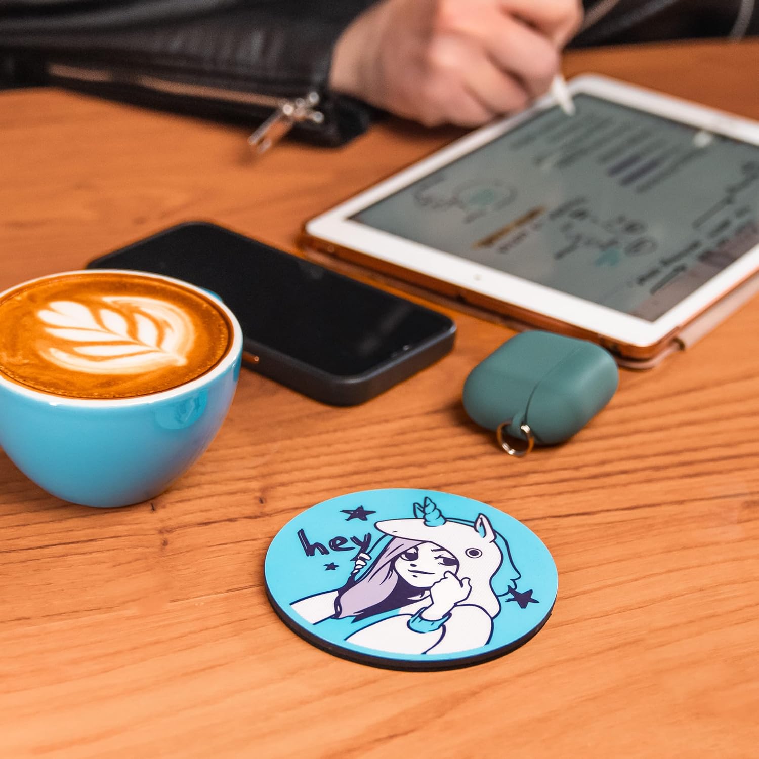 VEVMAX Posavasos de alta calidad diseñados por IA  ideales para bebidas calientes en mesas de café y comedor  Juego de posavasos divertidos, frescos