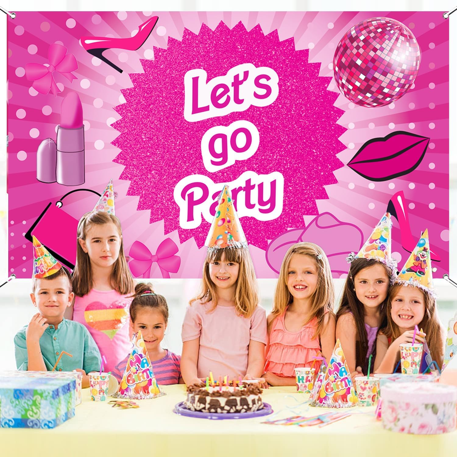 Cartel de fiesta con texto en inglés “Let’s Go” de color rosa intenso, cartel con temática de princesa, marco de fotos, fondo de fotografía para