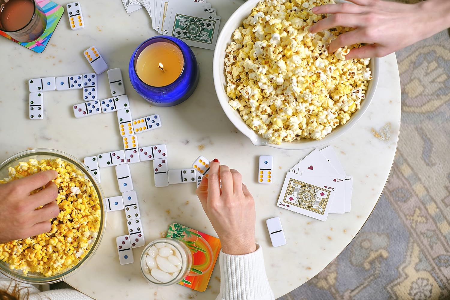Amish Country Popcorn – Paquete de palomitas de maíz color blanco bebé (bolsa de 6 libras) y de silicona roja  Palomitas pequeñas y tiernas  El