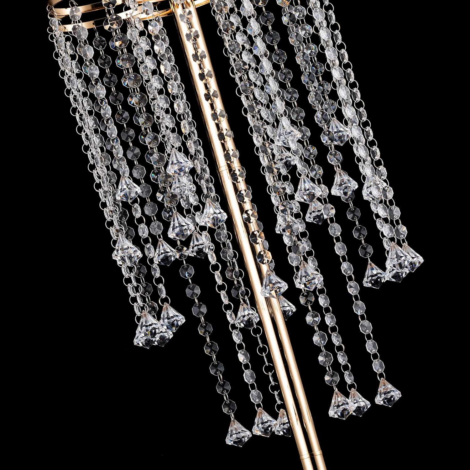 Inweder Jarrón dorado para centros de mesa de boda, 35.5 pulgadas de alto, cadenas de cristal, soporte de flores de metal