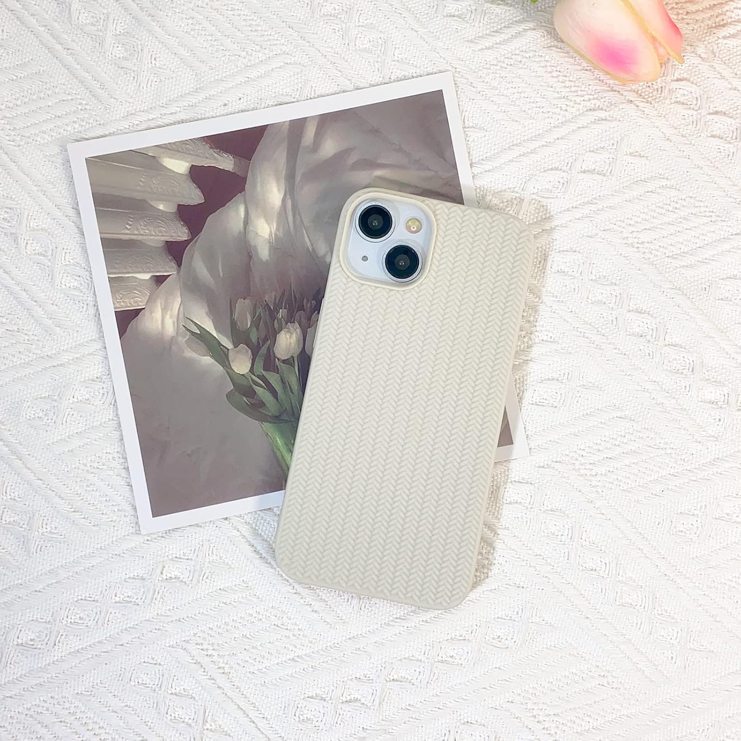 NITITOP Funda compatible con iPhone 13iPhone 14, diseño de trenza con patrón de trenza, color sólido, silicona suave, a prueba de golpes, para