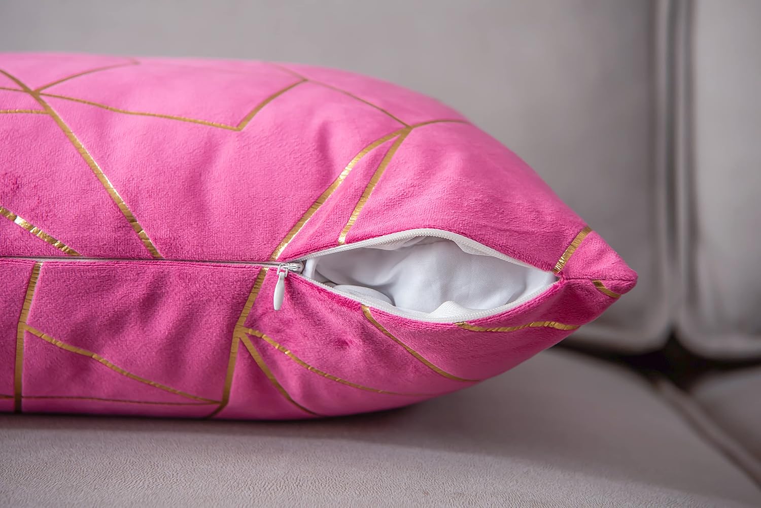 YONGLIU Fundas decorativas de terciopelo para cojines (2 unidades), ultra suaves ideales para Navidad, sofá, dormitorio, automóvil