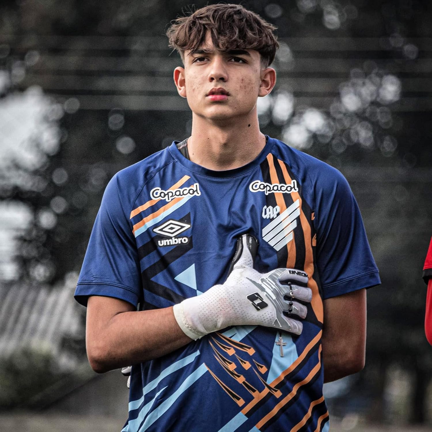 Fusion Blizzard – Guantes de portero de fútbol profesionales sin tirantes (tallas 7-11) agarre de contacto de 0.157 in  Corte negativo  Guantes de