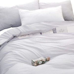 Wake In Cloud – Juego de edredón gris y blanco Cal King, juego de ropa de cama ligero de algodón de 3 piezas para hombres y mujeres, diseño de rayas Wake In Cloud – Juego de edredón gris y blanco Cal King, juego de ropa de cama ligero de algodón de 3 piezas para hombres y mujeres, diseño de rayas