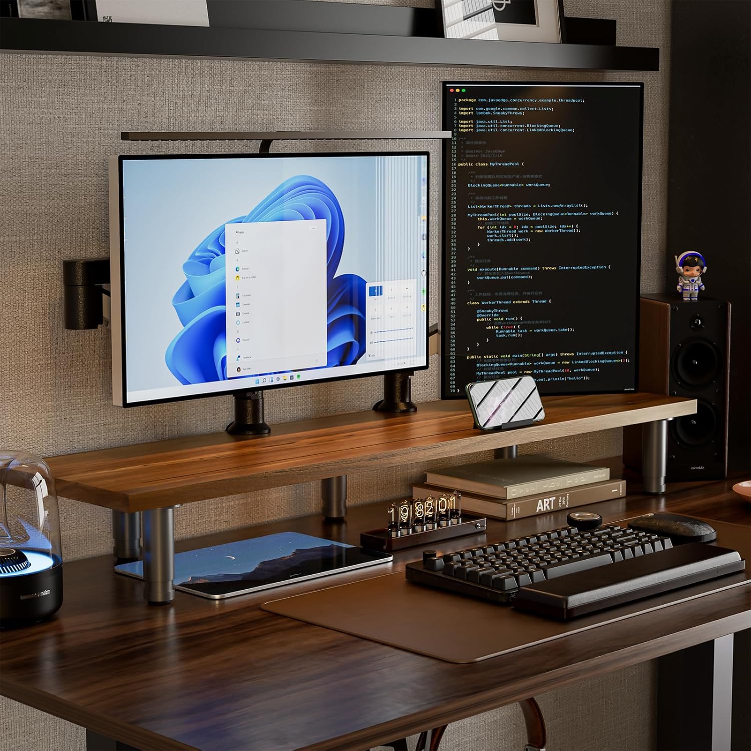 Frylr Elevador grande de doble monitor, madera dura hecha a mano de primera calidad, soporte de monitor de computadora de madera de altura ajustable